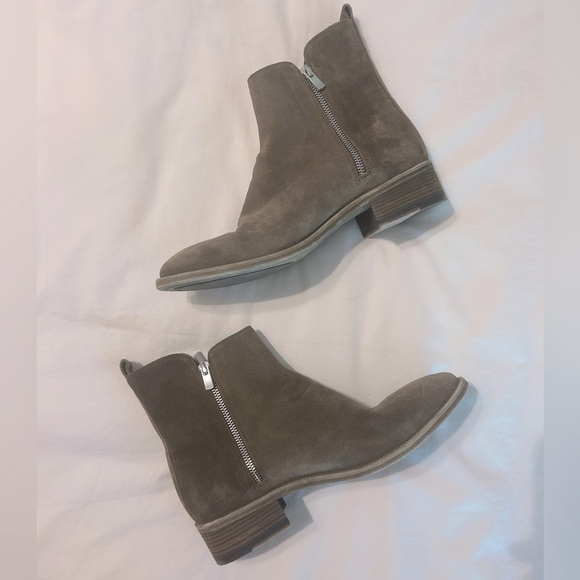 Officine Creative Seline 031 Light Cachemire Olive Size 41/10 - Picture 1 of 8